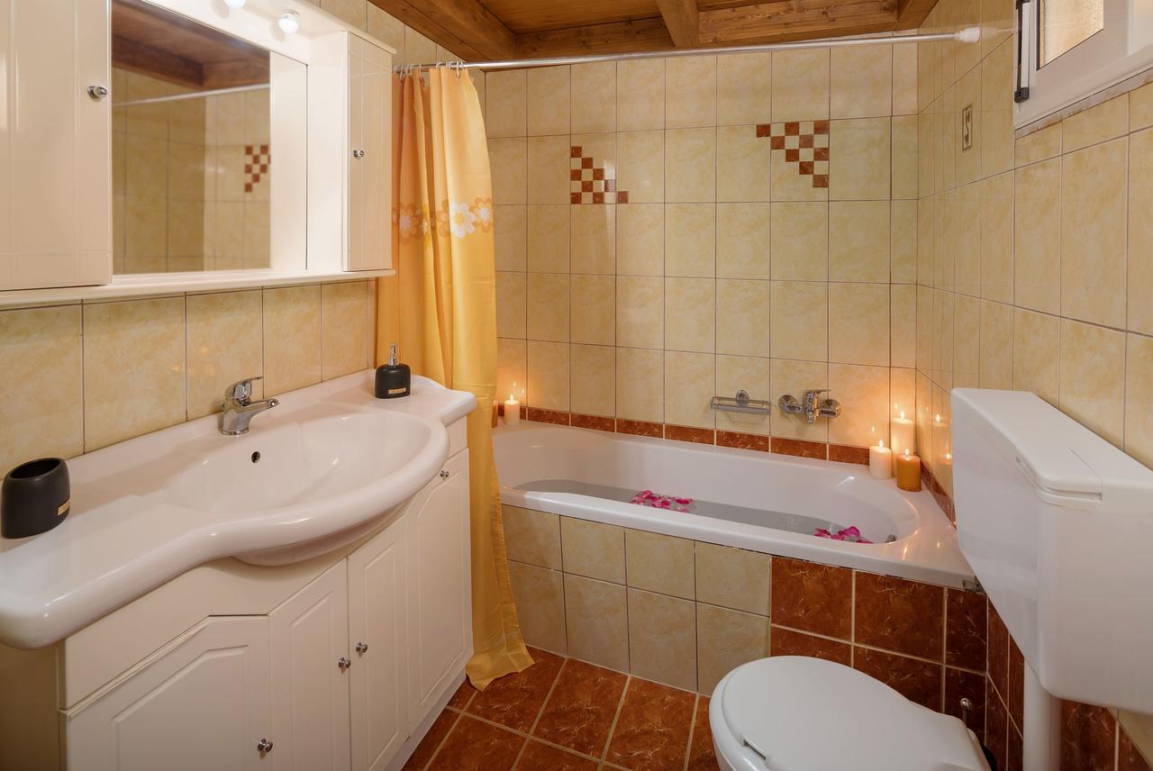 Martha'S House Villa Katastárion Екстериор снимка